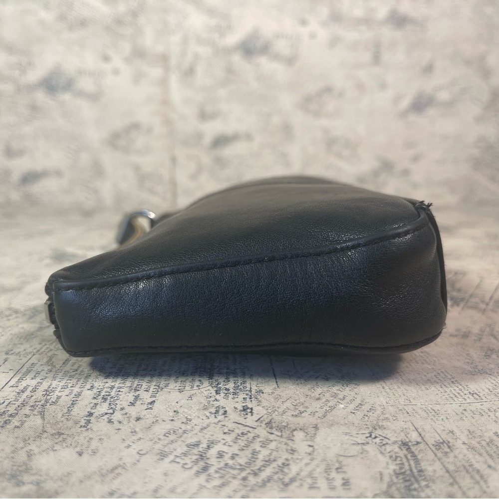 Banana Republic Black Leather Wristlet Bag - Picture 4 of 10